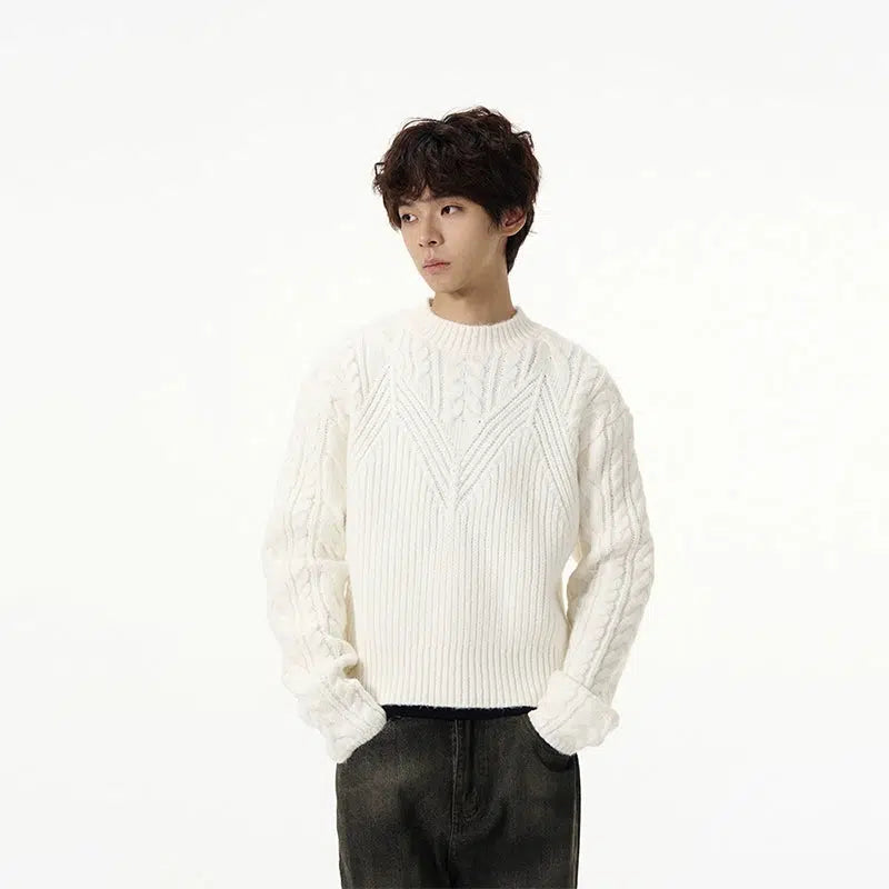 Round Neck Cable Knit Sweater