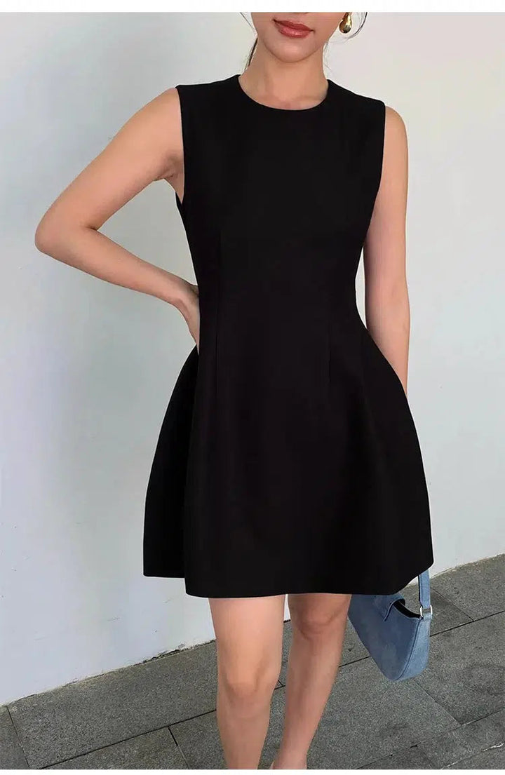 Round Neck Sleeveless Dress