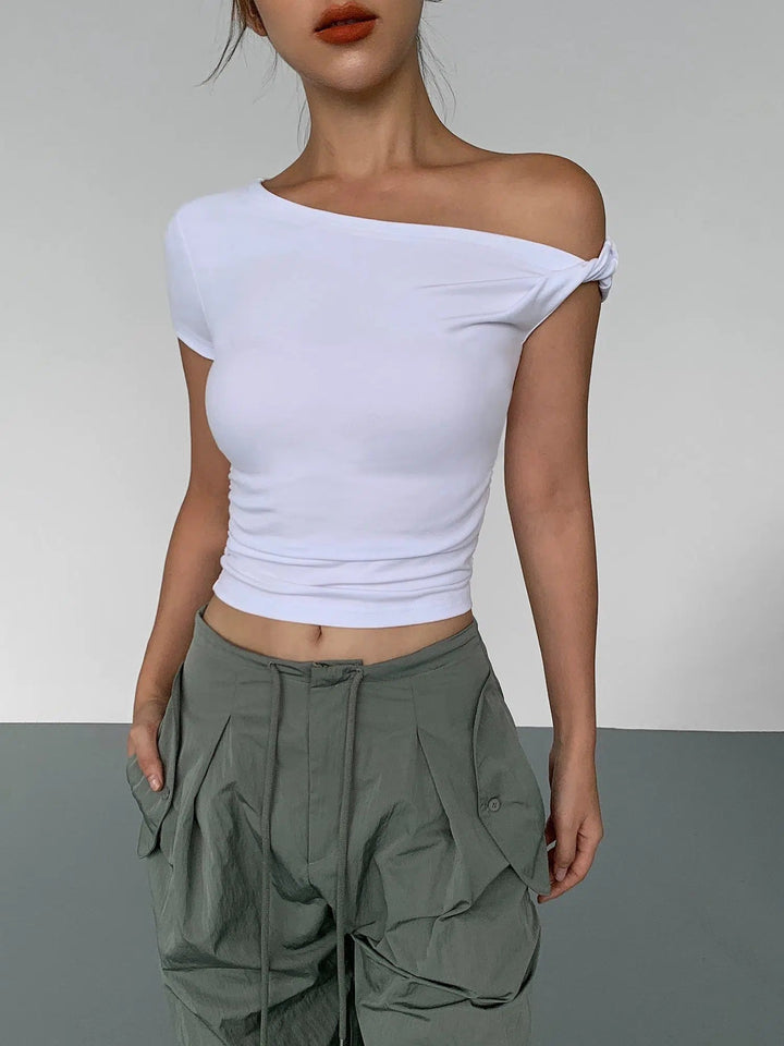 Short Off-shoulder T-shirt