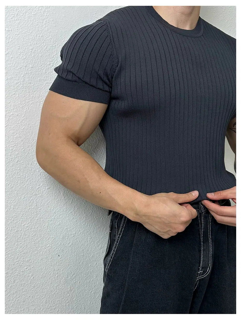 Short Sleeve Pleated Slim Fit Knit T-shirt