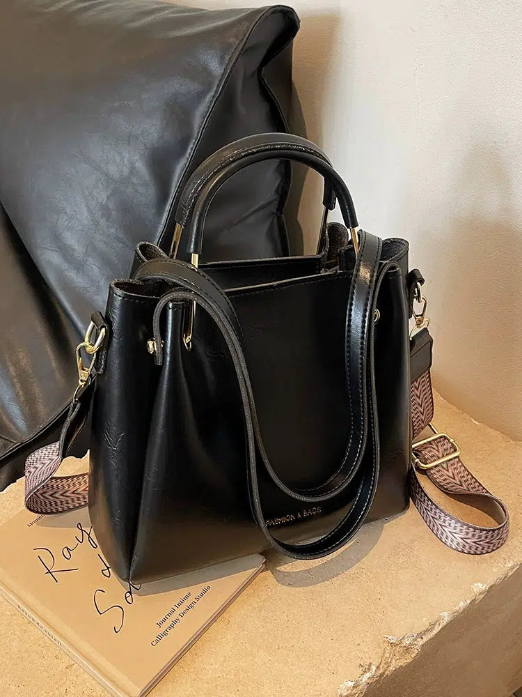 Shoulder Strap Leather Bucket Bag