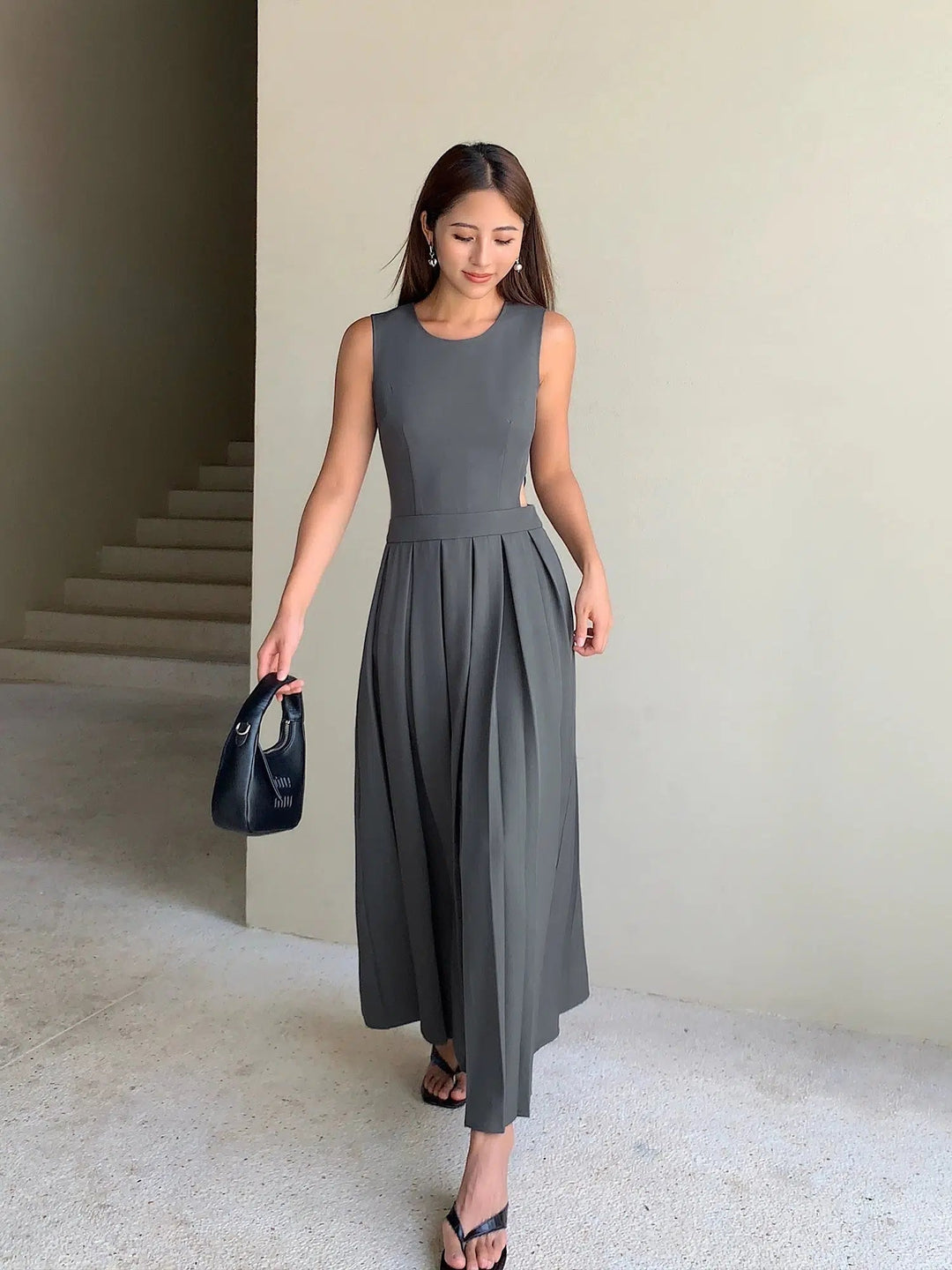 Sleeveless Hollow Vest Dress