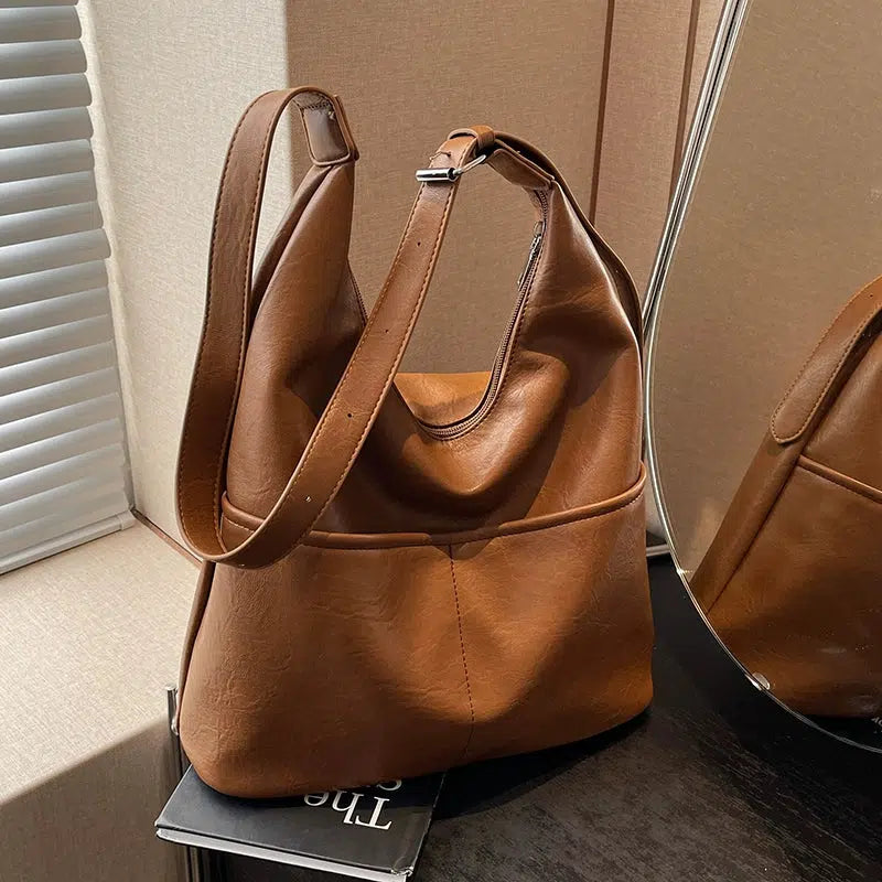 Stylish Leather Shoulder Bag