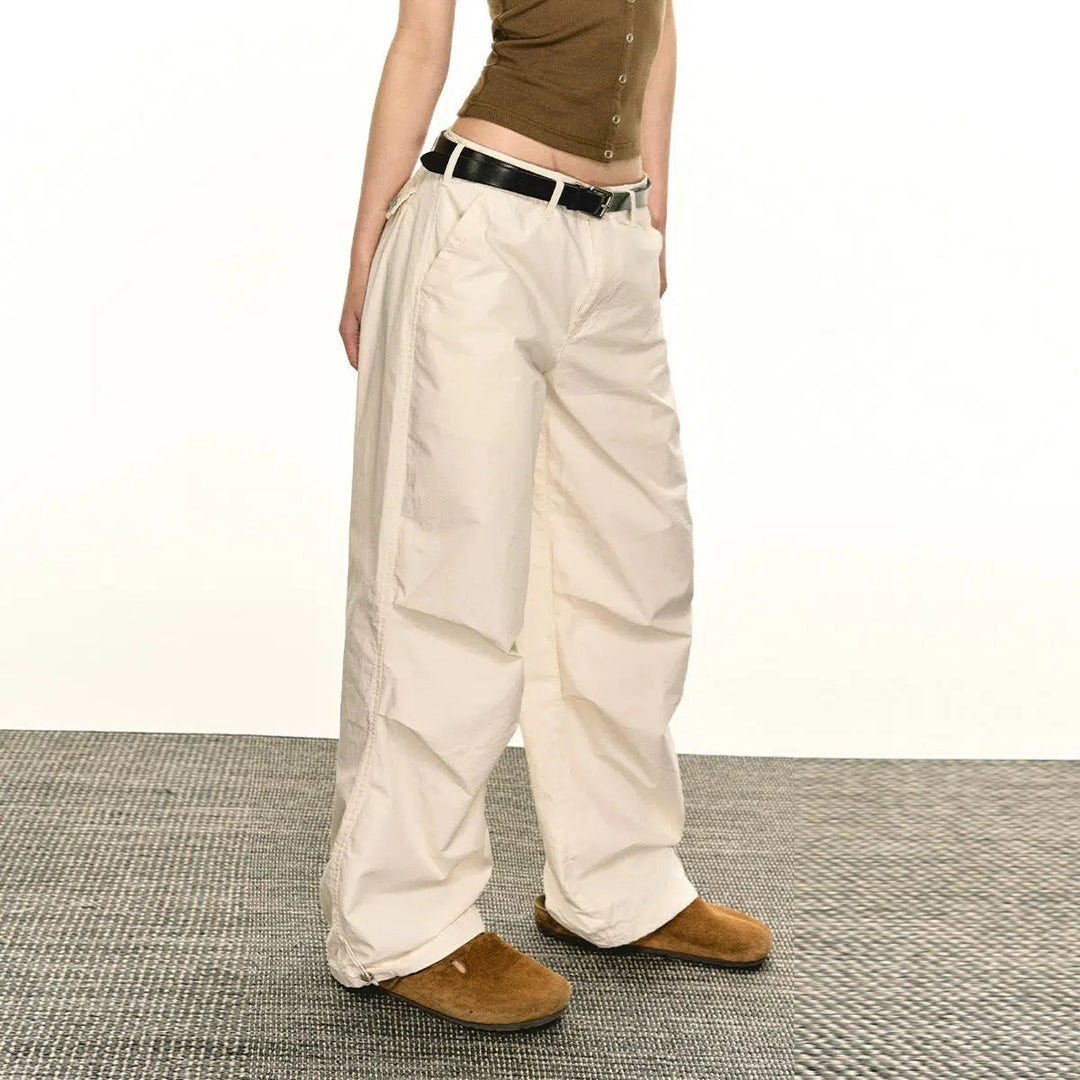 Stylish Mid-Rise Lightweight Fabric Cargo Pants