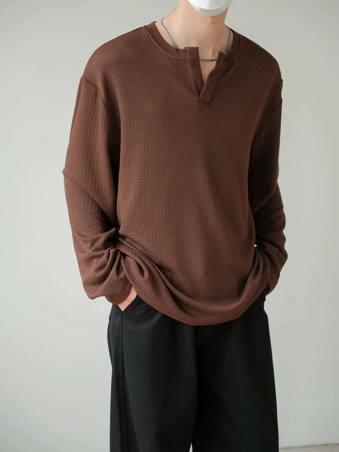 Textured V-neck Long Sleeve T-shirt