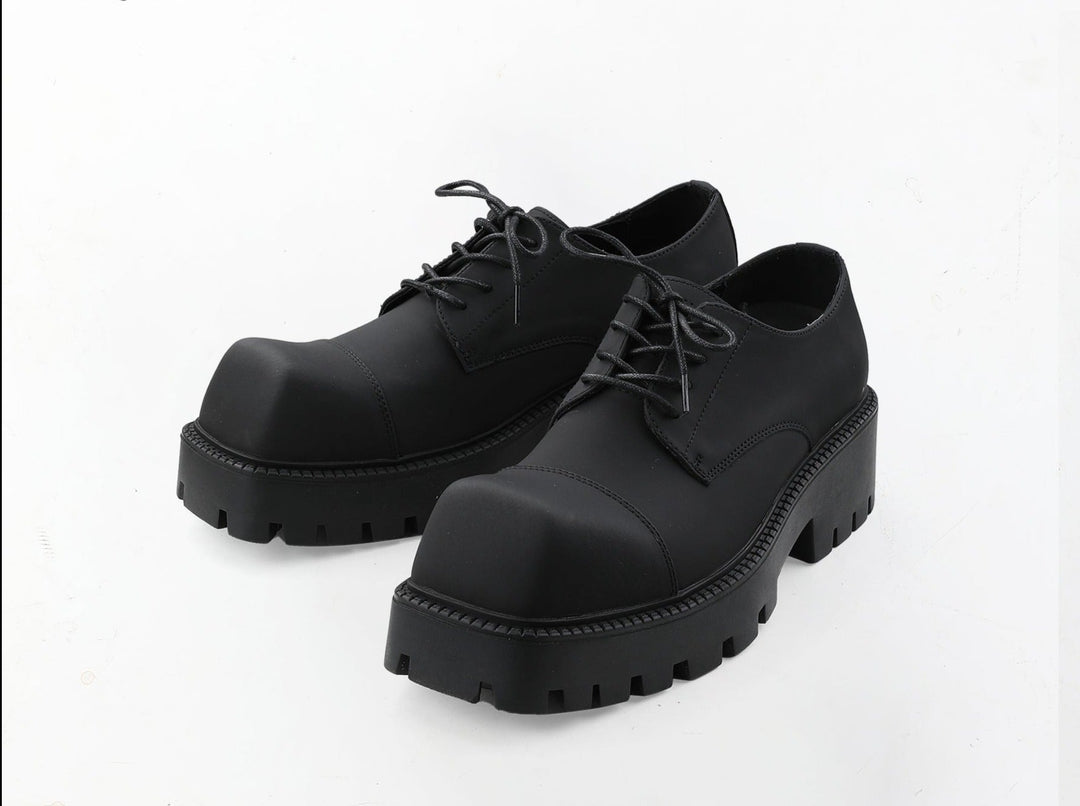 Thick-soled Black Square Toe Shoes