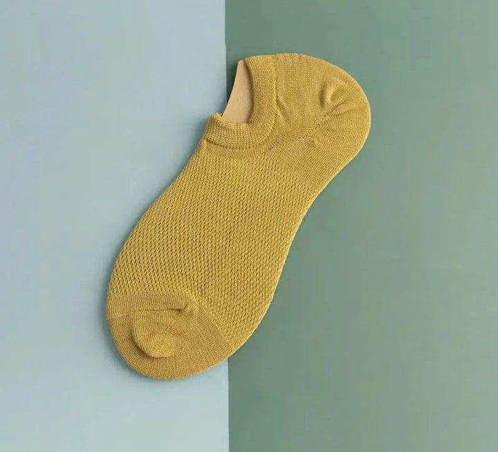 Ultra-Short Breathable Sweat-Absorbent Socks