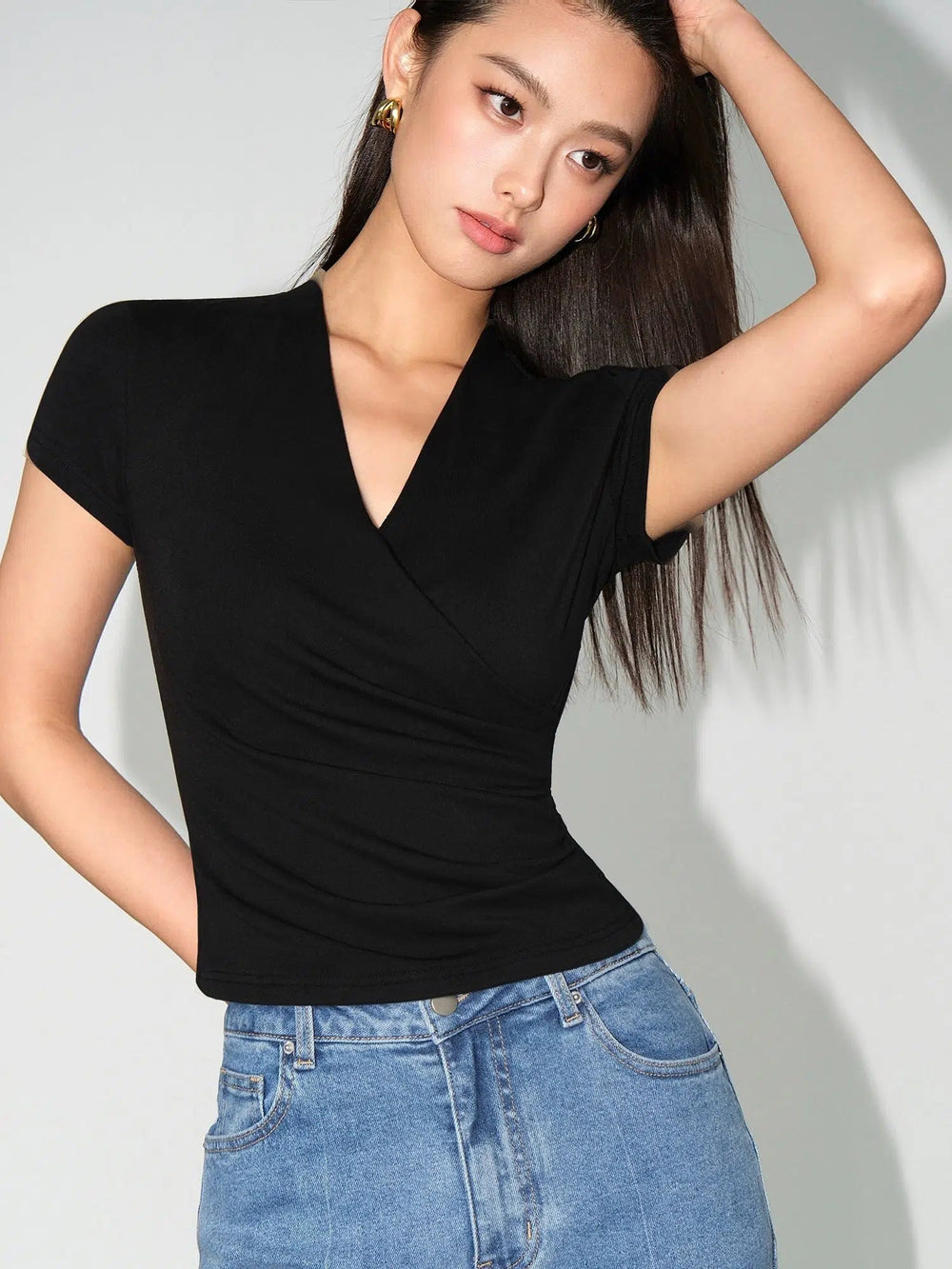 V-neck Short-sleeved T-shirt