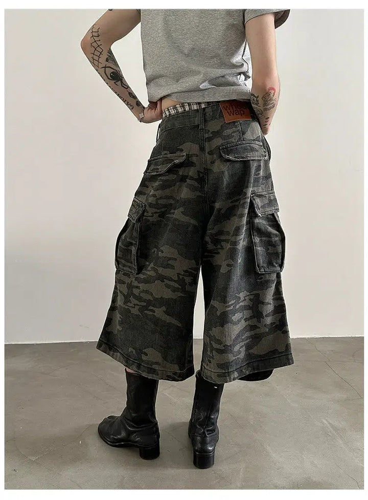 Washed Camouflage Pleated Cargo Pants