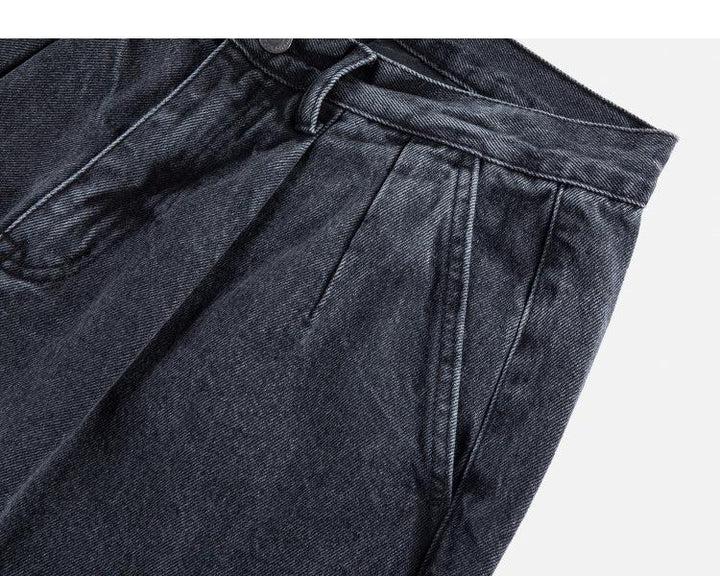 Washed High-Waisted Pleated Jeans