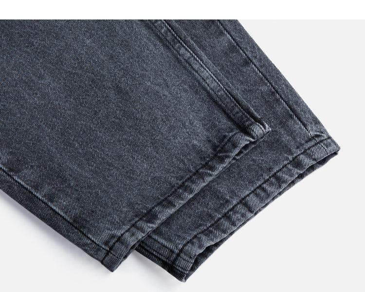 Washed High-Waisted Pleated Jeans