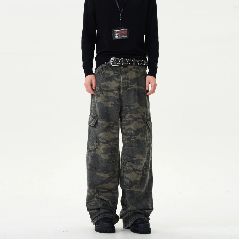 Wide-Leg Cargo Pants with Pockets