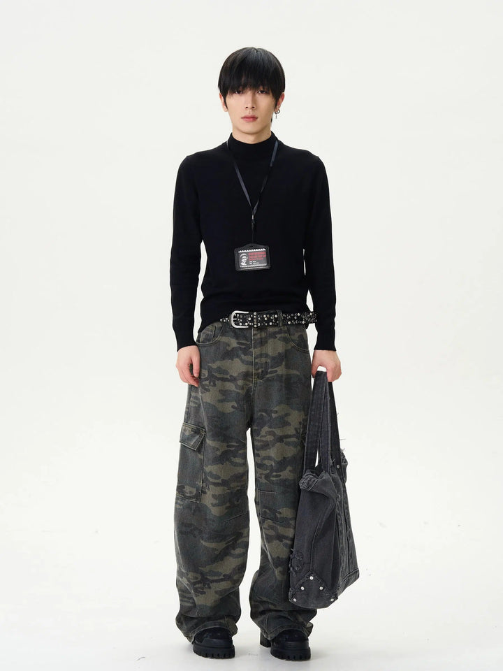 Wide-Leg Cargo Pants with Pockets