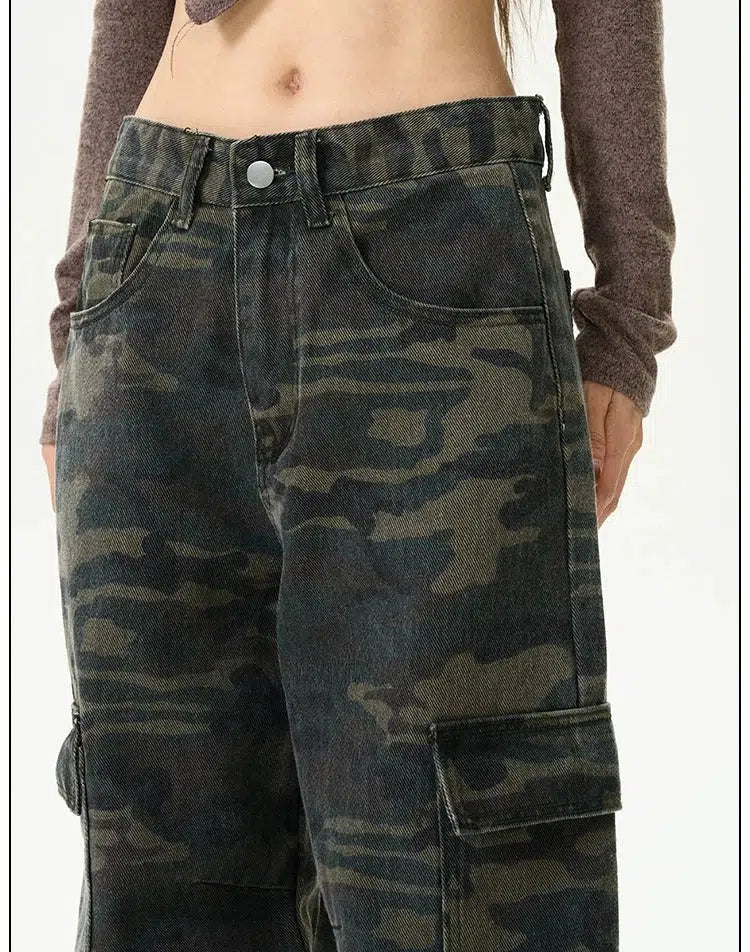 Wide-Leg Cargo Pants with Pockets