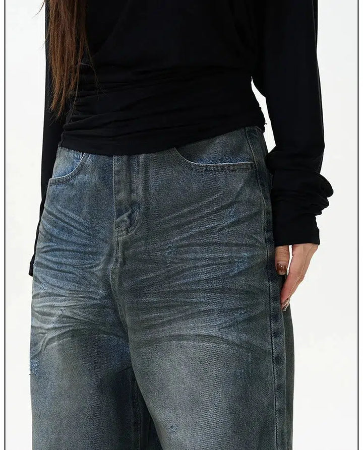 Wide-leg Straight Jeans