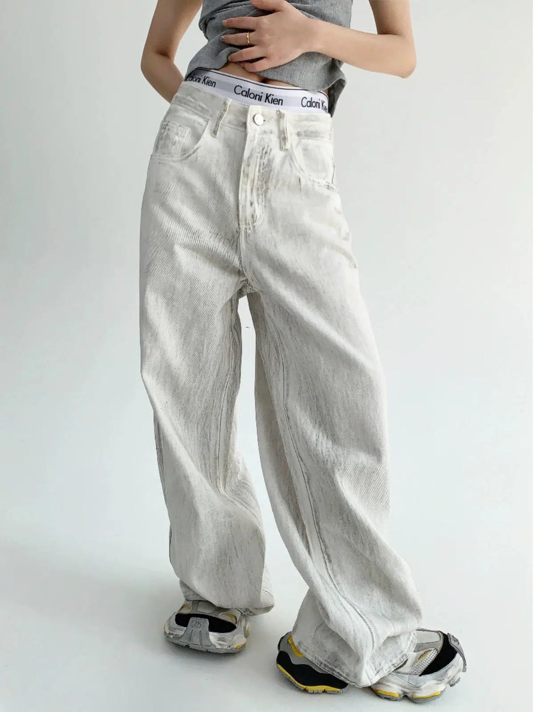 White Wide-Leg Denim Pants