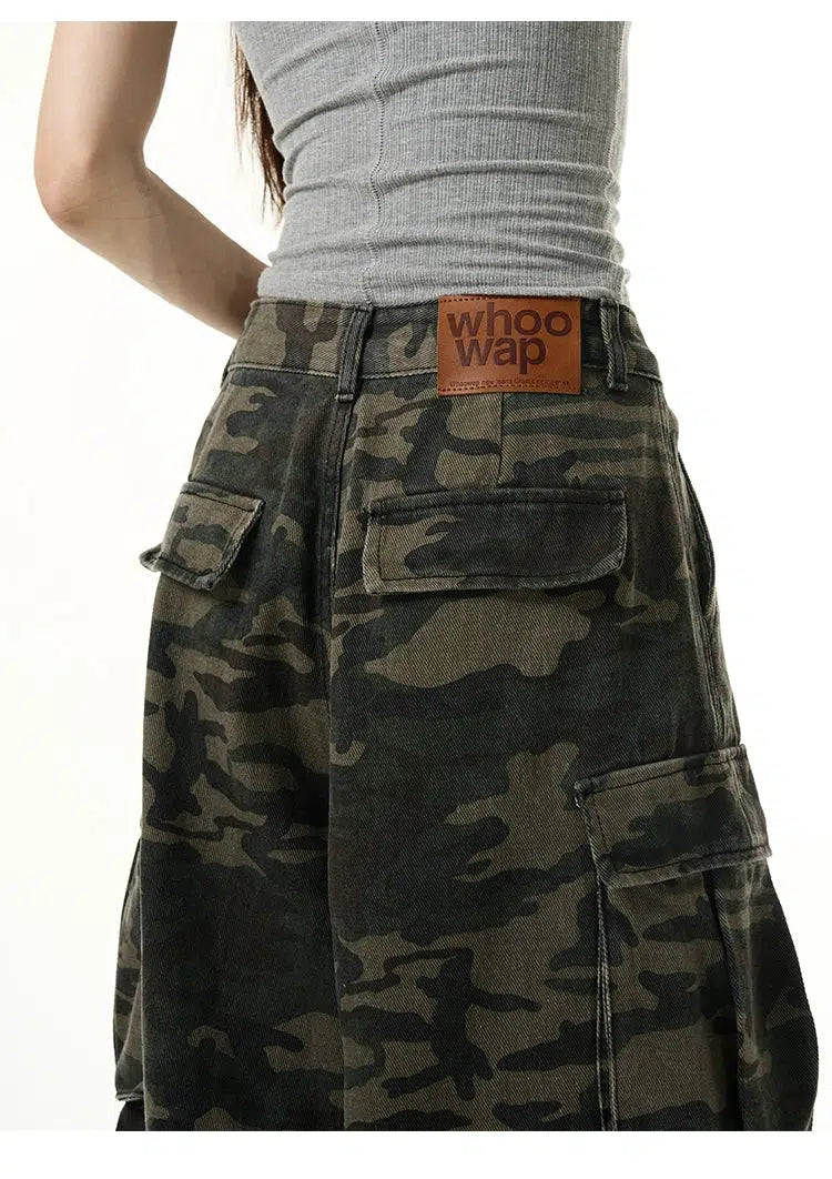 Wide-leg Camouflage Cargo Pants