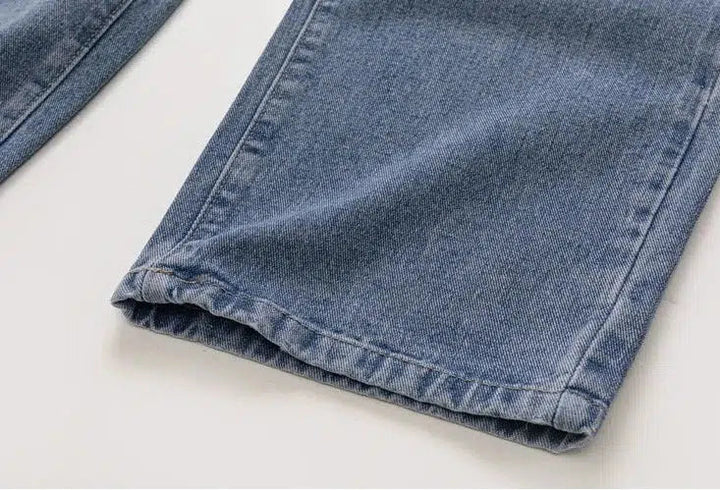 Wide-legged Washed Jeans