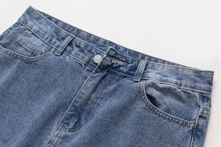 Wide-legged Washed Jeans