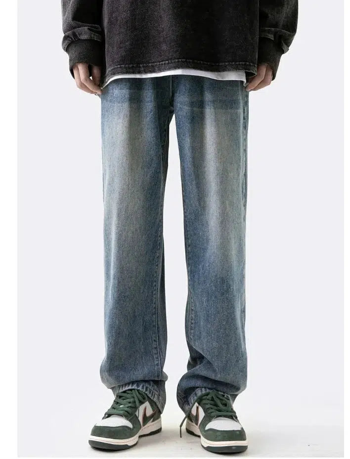 Wide-legged Washed Jeans