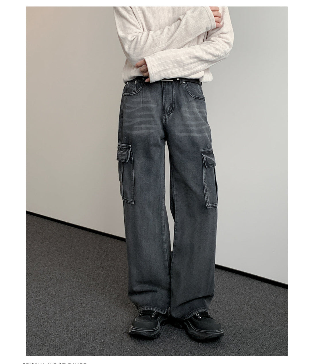 Gray Straight-leg Cargo Pants