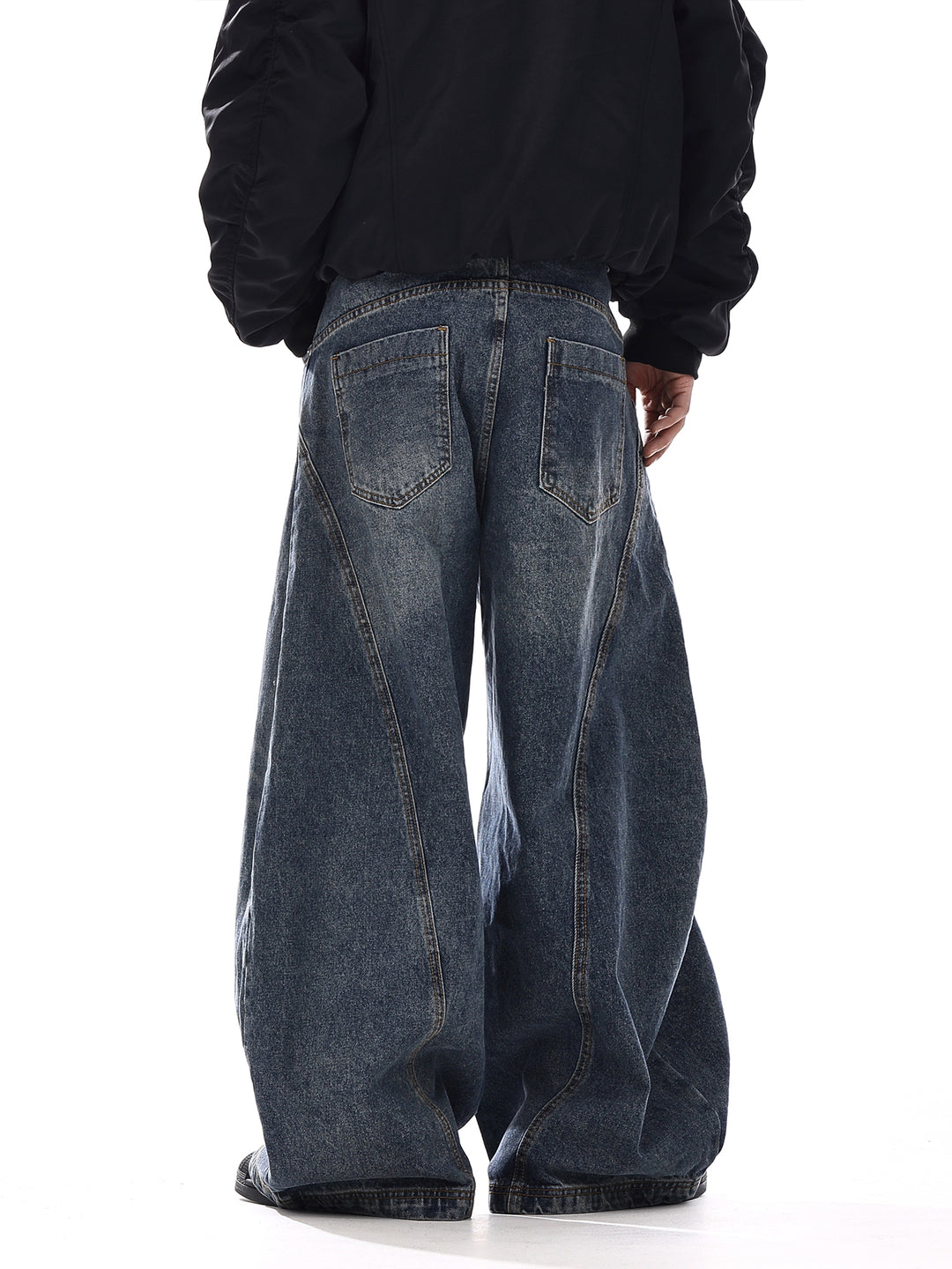 Wide-Leg Straight Jeans