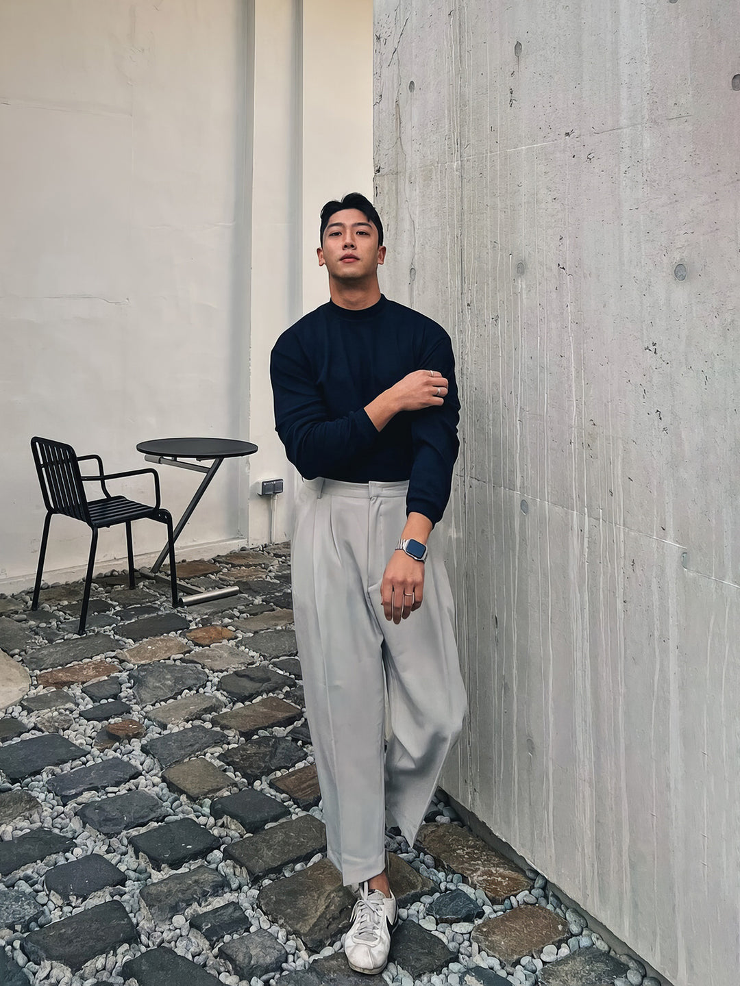 Cropped Straight Pleated Trousers