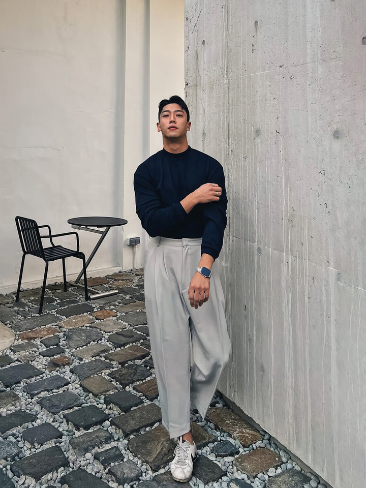 Cropped Straight Pleated Trousers