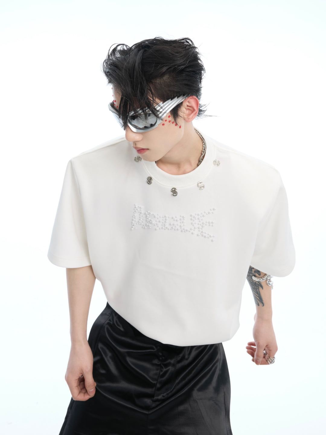 Pearl Logo Shoulder Pad T-shirt