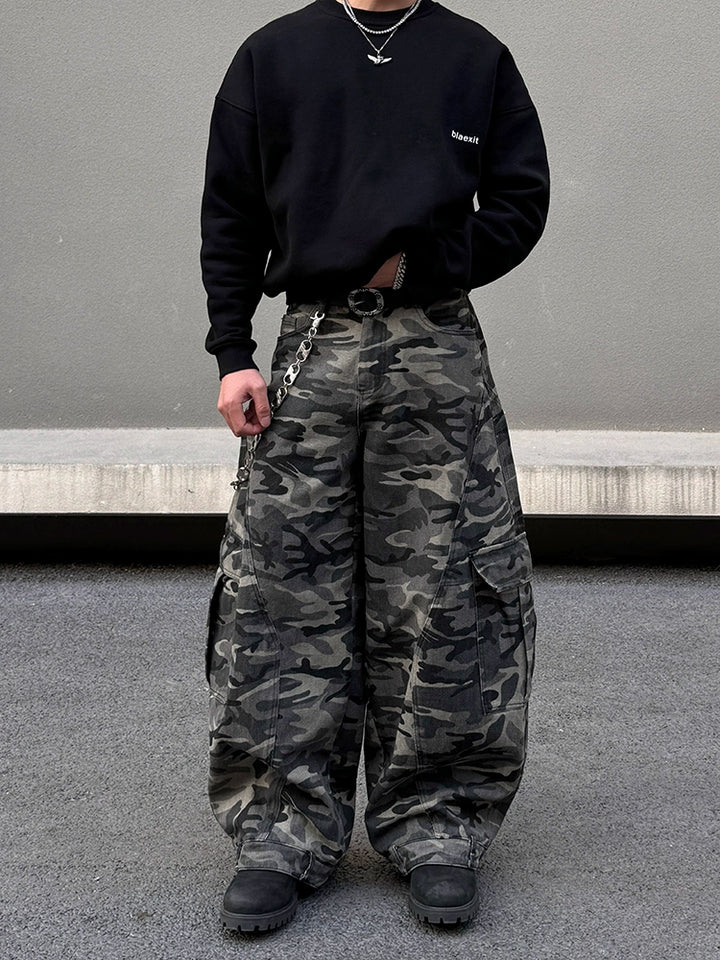 Baggy Camouflage Cargo Pants