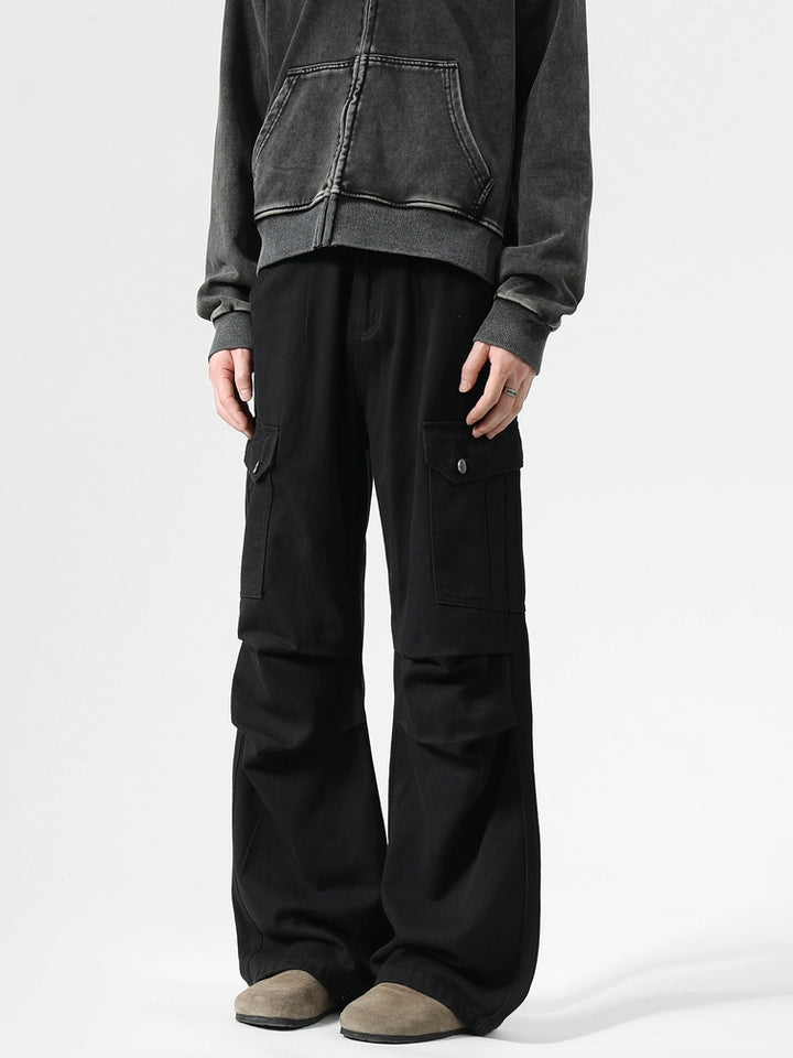 Loose Straight-Leg Cargo Pants