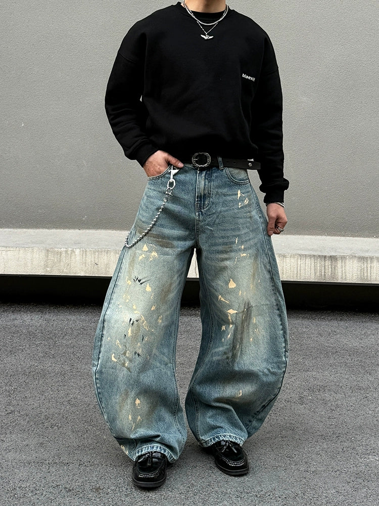 Distressed Weite-Leg Jeans mit Spritzern 