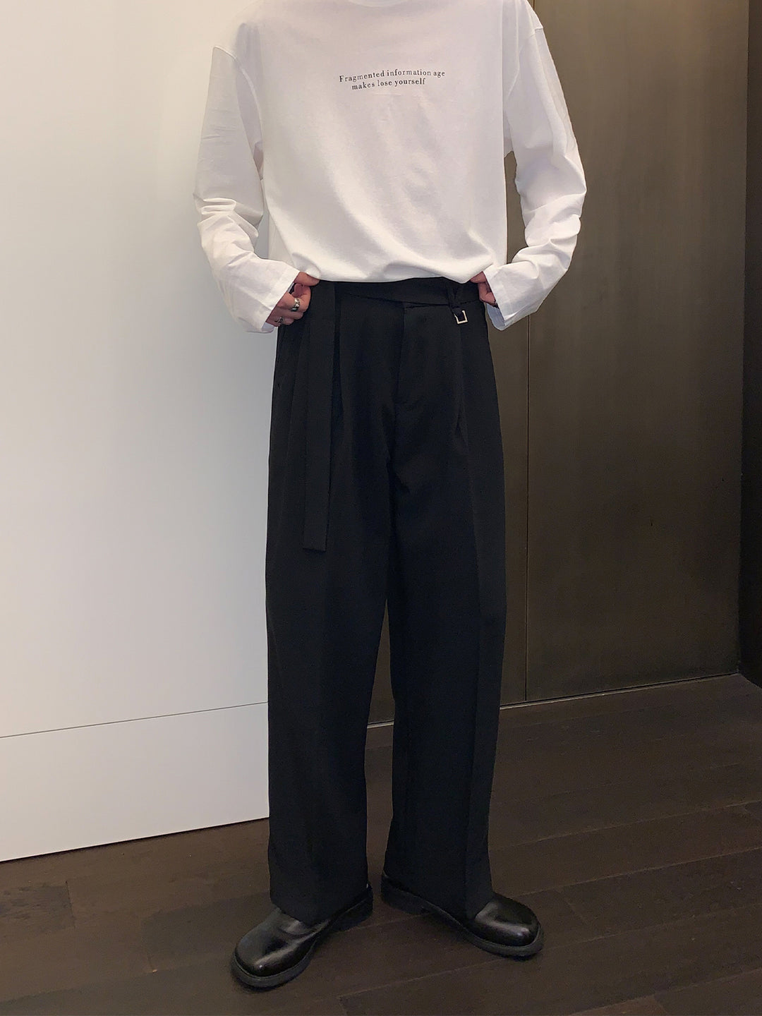 Wide-Leg Pleated Pants