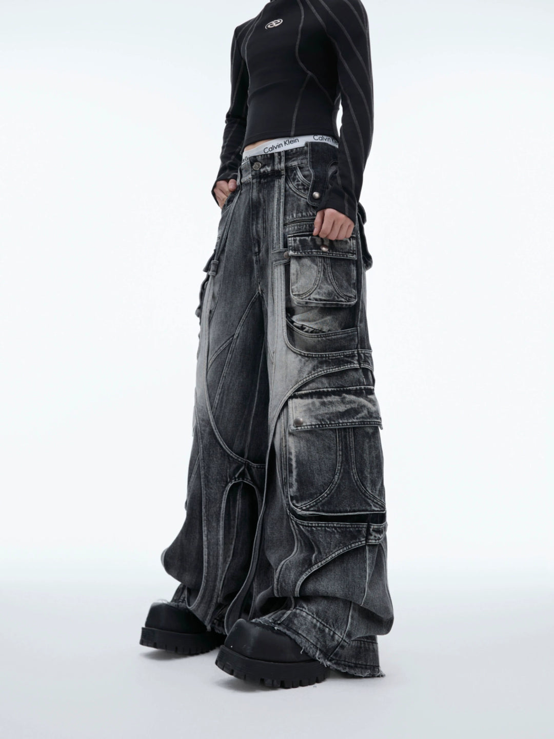 Wide-Leg Multi-Pocket Cargo Jeans