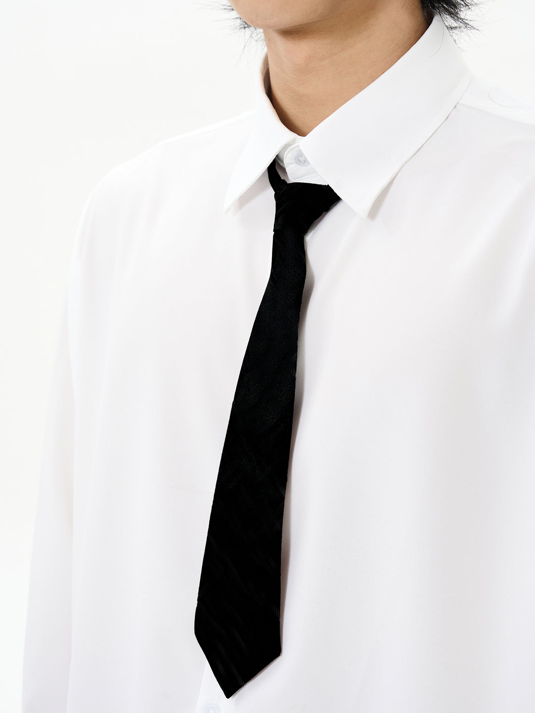 Long-Sleeve Casual Shirt with Tie