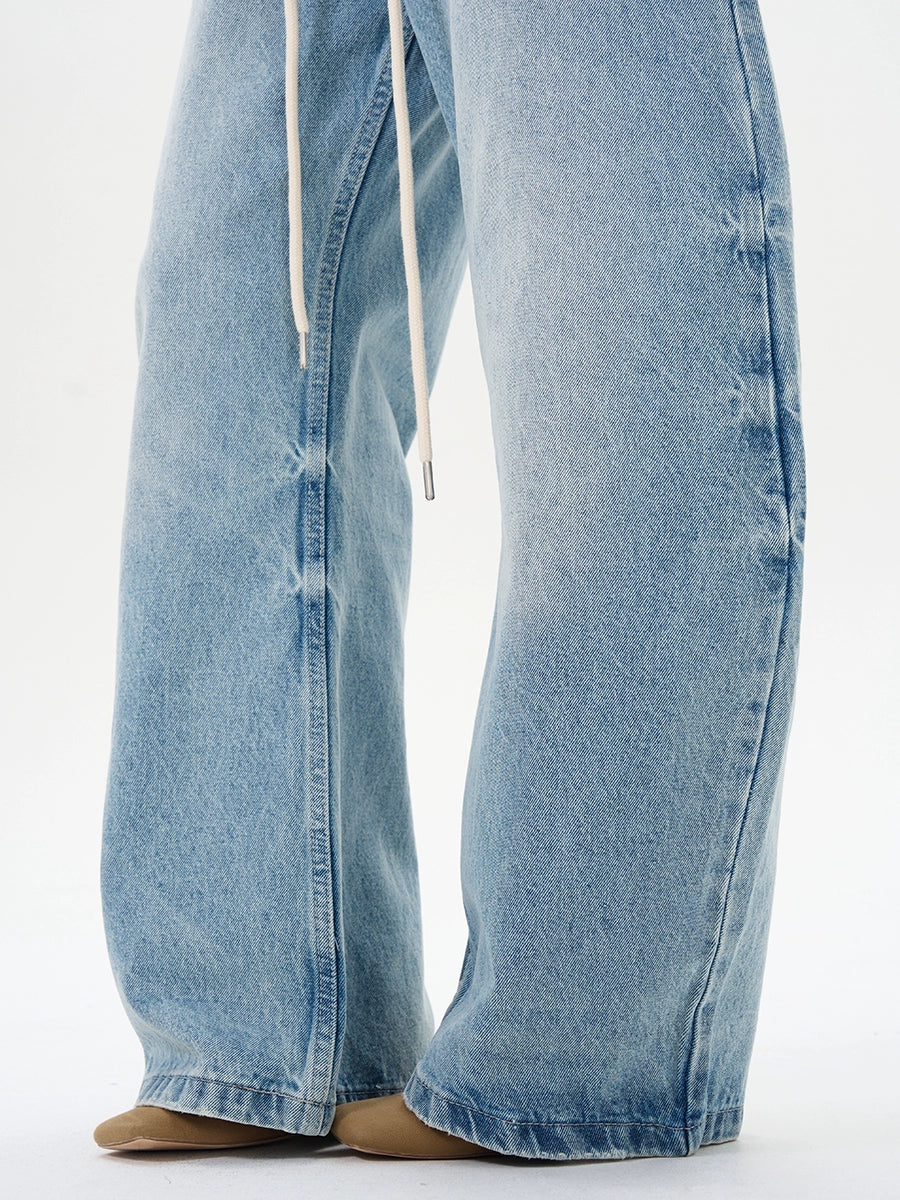 Street-Style Baggy Jeans