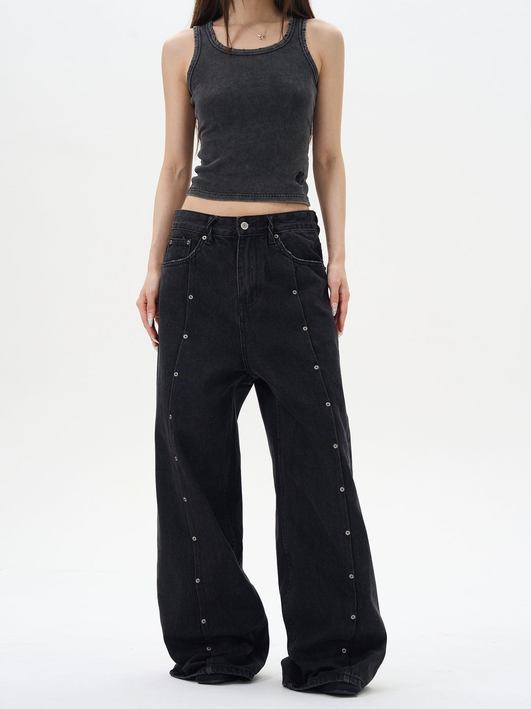 Rivet Wide-Leg Jeans