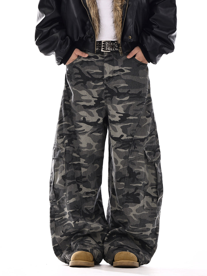 Camouflage Straight-leg Cargo Pants