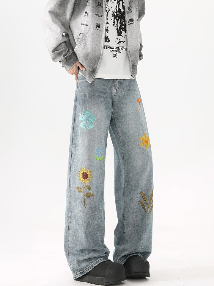 Loose Fit Floral Embroidery Jeans