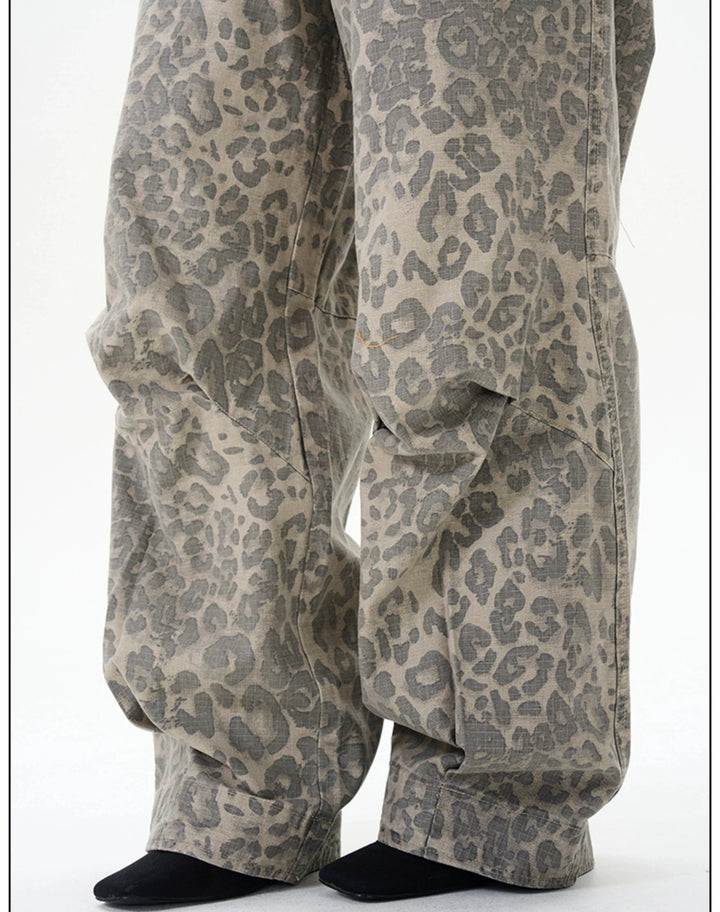 Wide-leg Straight Leopard Print Pants