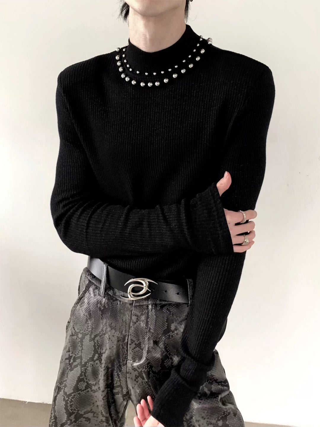 Rivet Turtleneck Long Sleeve Pullover