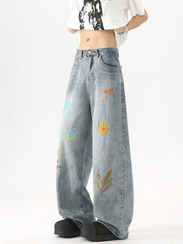 Loose Fit Floral Embroidery Jeans