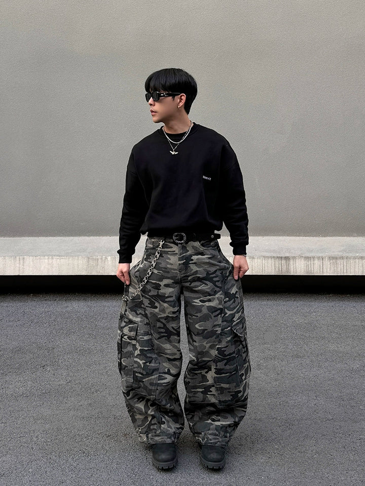 Baggy Camouflage Cargo Pants