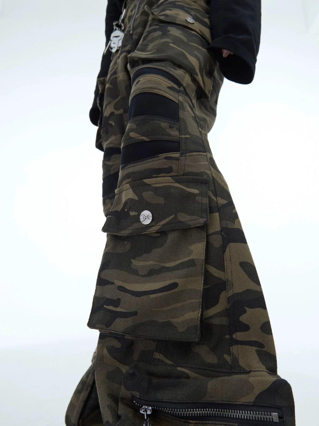 Camouflage Multi-Pocket Cargo Pants-The Korean Fashion