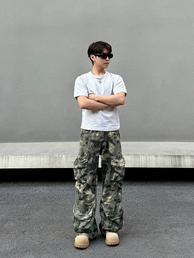 Wide-Leg Camouflage Cargo Pants