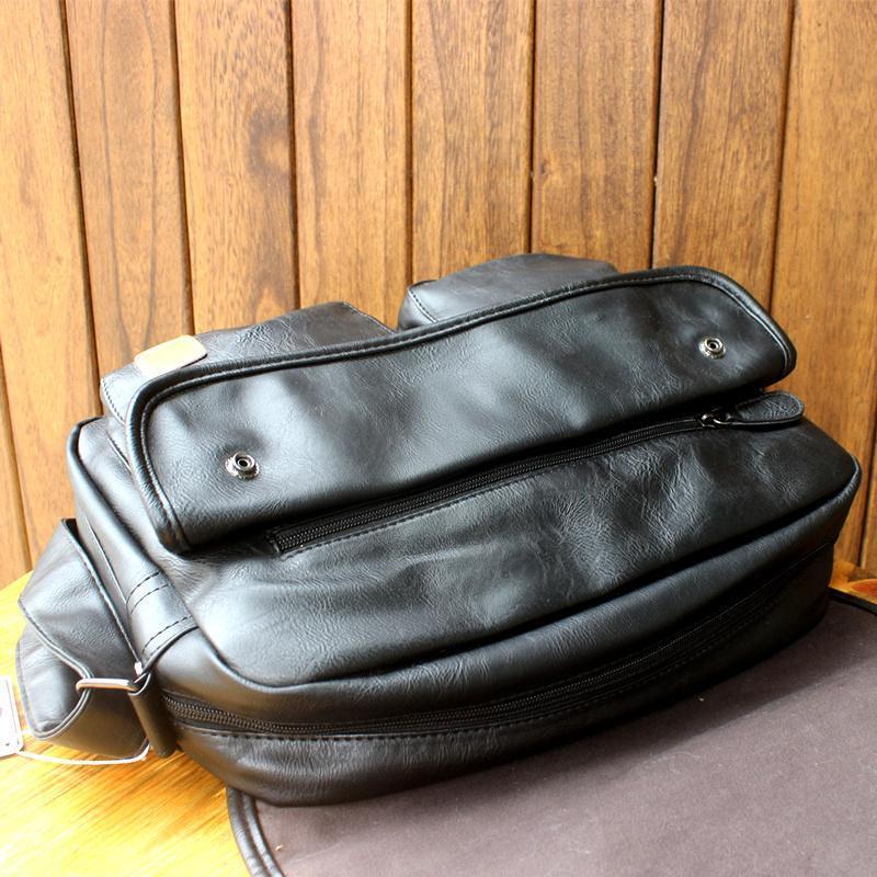 Black Casual Messenger Bag