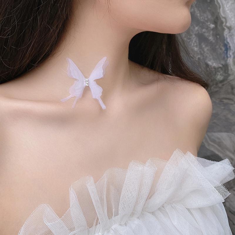 Butterfly Choker