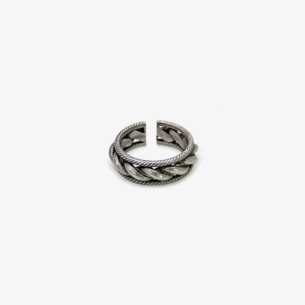 Chain Design Ring