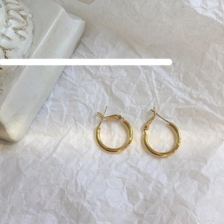 Circle High-Quality Earrings