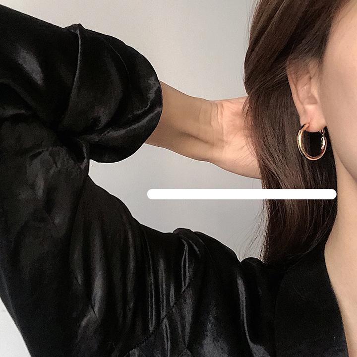 Circle High-Quality Earrings